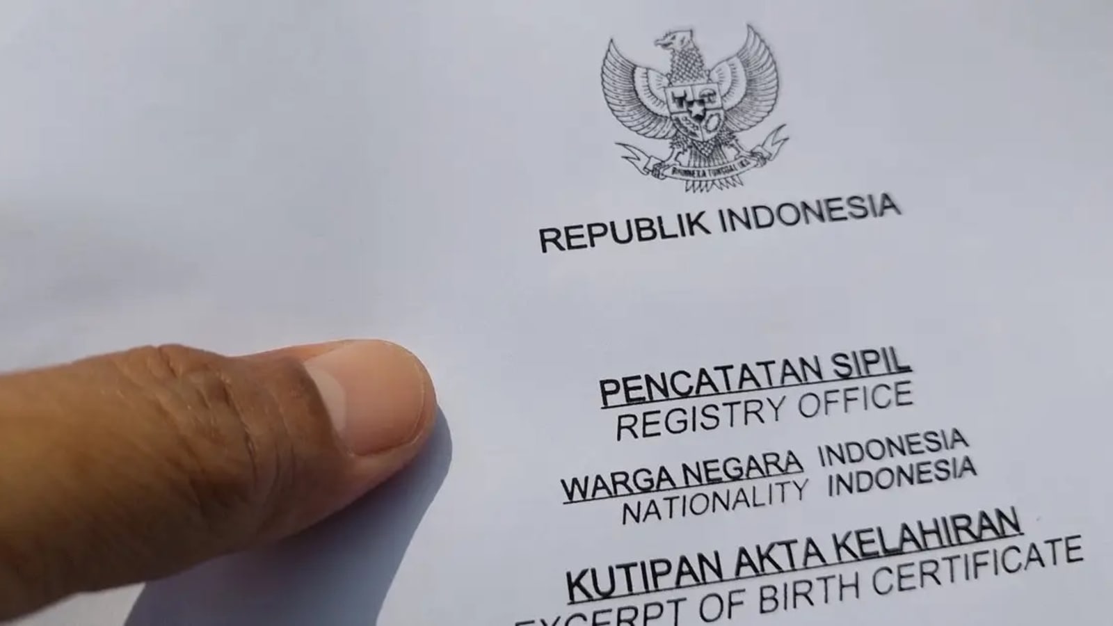 Transformasi Identitas Bangsa: Dari Sutrisno hingga Zahra, Evolusi Penamaan Generasi Indonesia Mencerminkan Perubahan Zaman