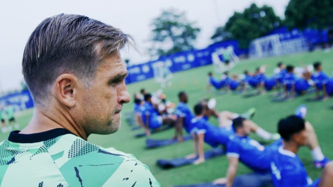 Hamra Hehanussa Diminati Dua Klub Papan Atas, Persib Bandung Terancam Kehilangan Bek Berkualitas di Musim Depan