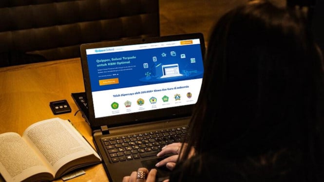 Revolusi Pendidikan Digital: Tiga Aplikasi Kecerdasan Buatan yang Mengubah Cara Siswa Belajar pada 2026