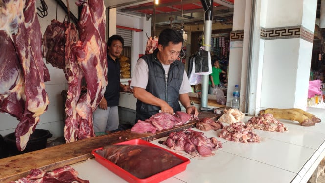Inflasi Pangan Melanda, Harga Beras hingga Daging Sapi Terus Membumbung Tinggi