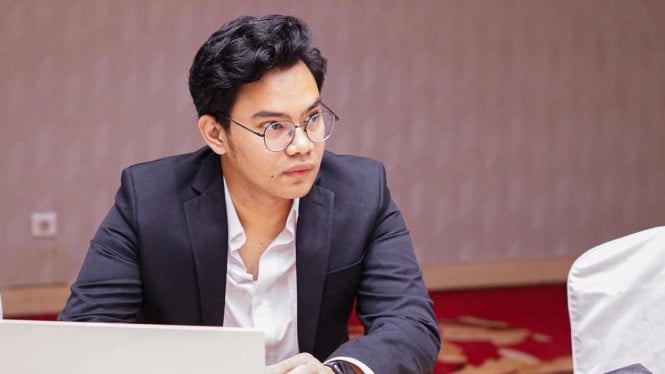 Insanul Fahmi Buka Suara Atas Klaim Wardatina Mawa Mengenai Tunggakan Nafkah Anak