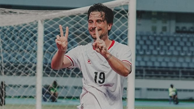 Defensif Bung Ahay: Gestur Thom Haye Cerminan Profesionalisme Pemain Berskala Internasional