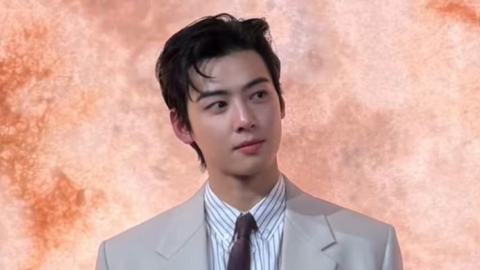 Cha Eun-woo Resmi Bergabung dengan Spin-off 'Bon Appétit, Your Majesty': Aktor ASTRO Bakal Bawakan Karakter Baru dalam Serial Drama Korea Fenomenal