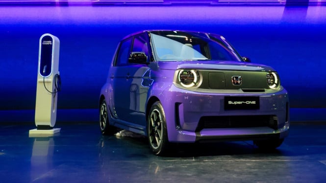 Honda Super One: Strategi Penetrasi Pasar Kendaraan Listrik Indonesia yang Penuh Tantangan