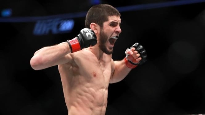 Dominasi Islam Makhachev Berlanjut: Petarung Rusia Pertahankan Sabuk Juara UFC dengan Kemenangan Telak atas Ian Garry