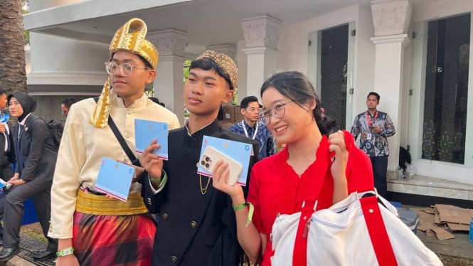 Antusiasme Rakyat Memenuhi Istana: Kisah Nyata Warga yang Rela Bangun Pukul 3 Pagi untuk Saksikan Perayaan Kemerdekaan RI
