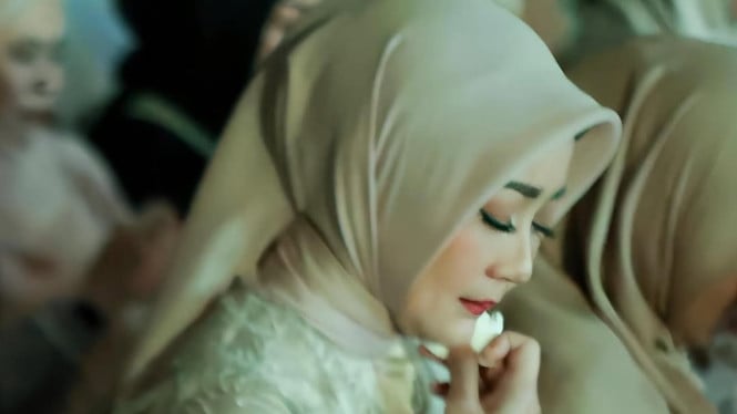 Camillia Azzahra Rayakan Hari Istimewa di Usia 22 Tahun, Atalia Praratya Ungkap Perjalanan Putri Tercinta Melalui Pesan Bermakna
