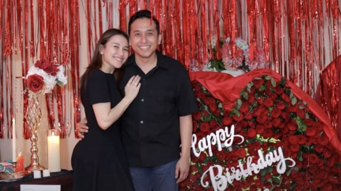 Ayu Ting Ting dan Kevin Gusnadi Terus Mempererat Hubungan, Pakar Ungkap Tantangan yang Mungkin Dihadapi
