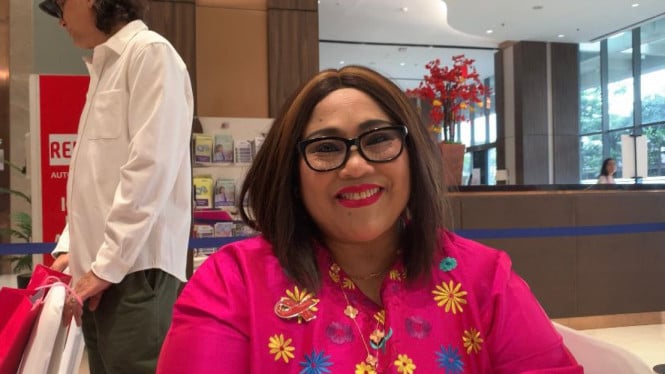 Dari Pembersih Makam hingga Bintang Layar Kaca: Perjalanan Hidup Nunung Srimulat yang Penuh Makna