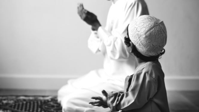 Menyambut Maulid Nabi Muhammad SAW: Panduan Lengkap Amalan Bermakna untuk Umat Islam