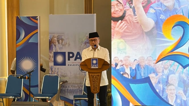 Zulkifli Hasan Ajak Kader PAN Berkorban: Gaji Sebulan untuk Korban Gempa dan Karhutla