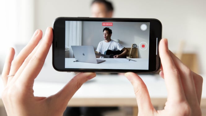 Panduan Memilih Smartphone Premium untuk Para Content Creator dan Marketer Afiliasi di Era Digital