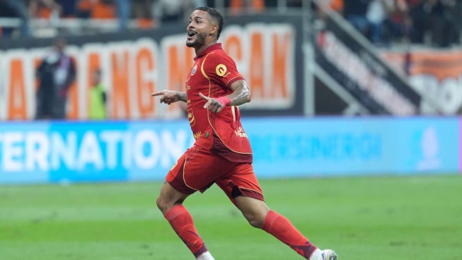 Dari Persija ke Kehormatan: Maxwell Souza Raih Pengakuan Internasional di Brasil