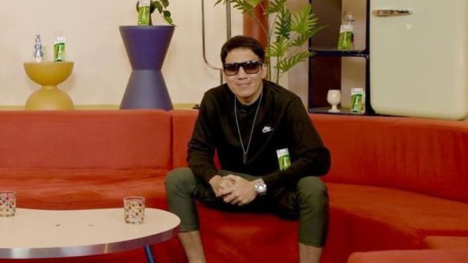 Desta Tinggalkan Vindes Corp: Perjalanan Karier dari Panggung Musik hingga Puncak Industri Kreatif Indonesia